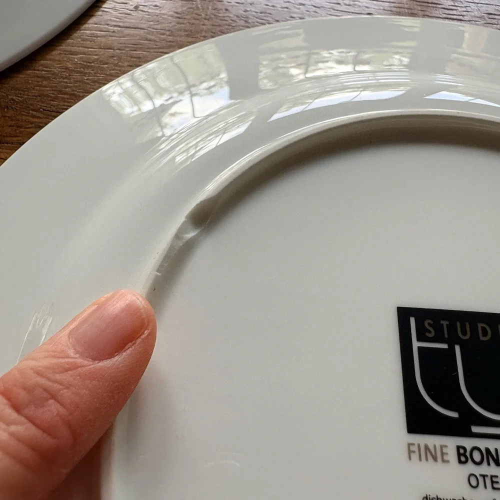 Studio Tu white beaded Fine Bone China Otella set of 6 salad plates ~8.5 inches